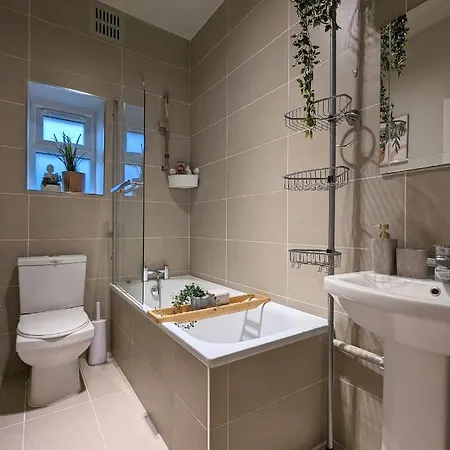Gorgeous Wood Palmers Apartment