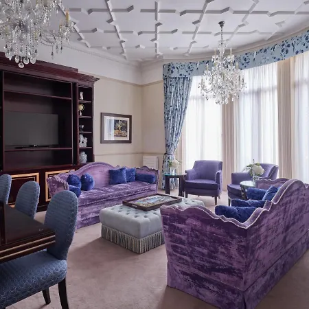 The By The Sloane Club Daire *