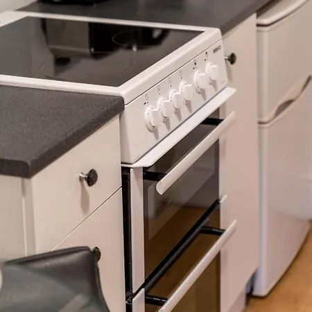 Soho & Covent Garden Apartment, Sleeps 3 Apartment *