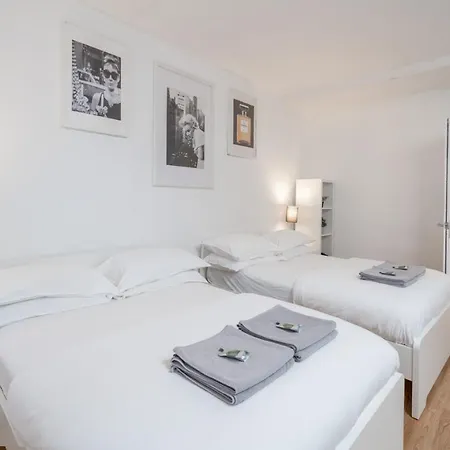 Apartment Soho & Covent Garden Apartment, Sleeps 3 London