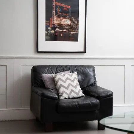 Trendy In Soho - Piccadilly * London