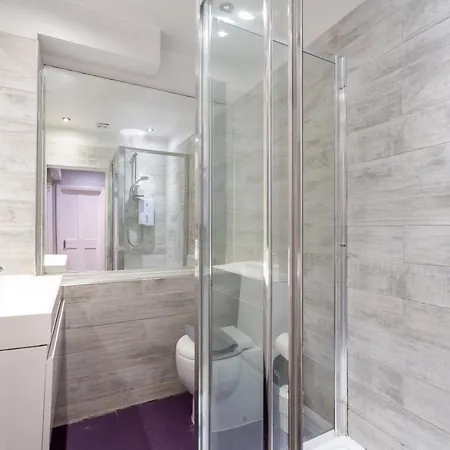 Trendy In Soho - Piccadilly Apartment