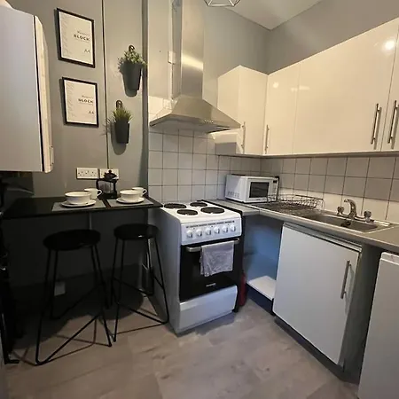 Apartment Stylish Great Transport Links Palmers Green