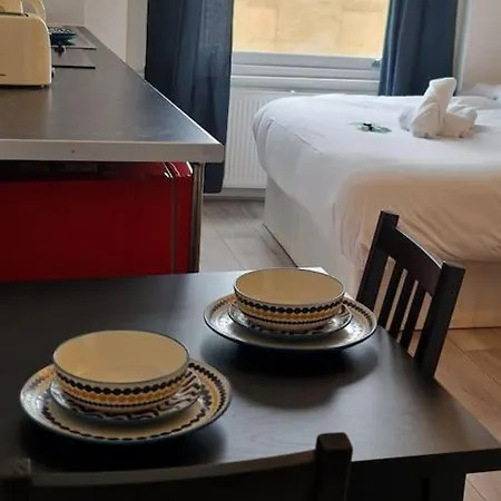 Apartment Chic & Modern In Caledonian Rd *