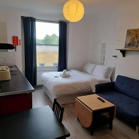 Chic & Modern In Caledonian Rd London