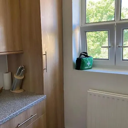 Apartment Lovely 2 Bedroom Flat In Greater London