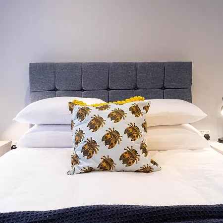 Luxurious Hackney Near Train Station Londýn
