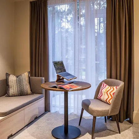 Stylish Studios, Southfields Station - Sk Apartment London