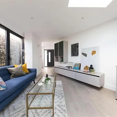 Cozy Leyton House With Garden And Small Terrace * London