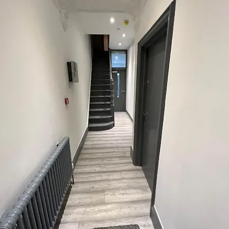 In Modernised Victorian House Guest house *