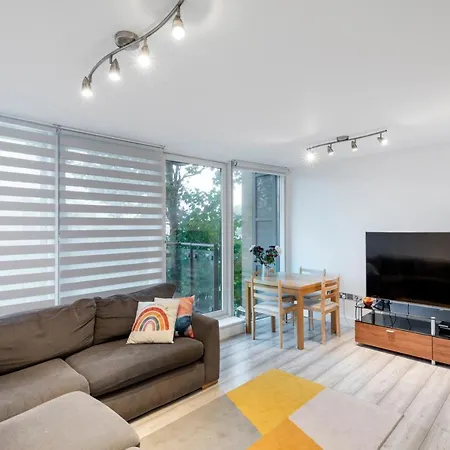 Apartment Modern 2bed 2bath Stratford *