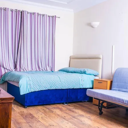 Selsdon Calm Airbnb
