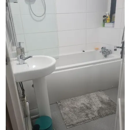 Babus Intl Quarto em Acomodações Particulares *