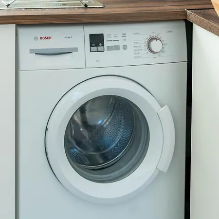 2 Bedroom Flat Near Excel Apartment