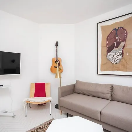 Stylish And Unique 1 Bedroom Flat In Shoreditch *