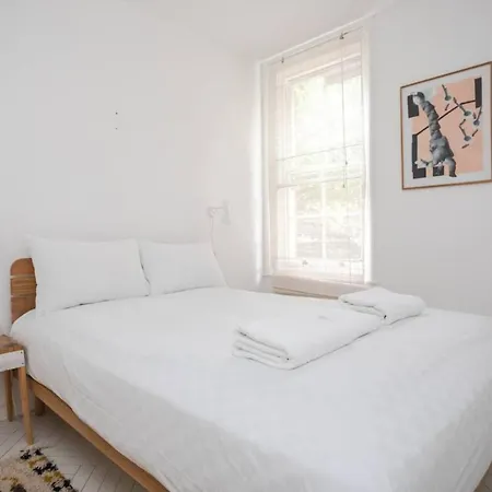 Stylish And Unique 1 Bedroom Flat In Shoreditch