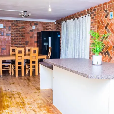 Homestay Selsdon Calm Airbnb Croydon