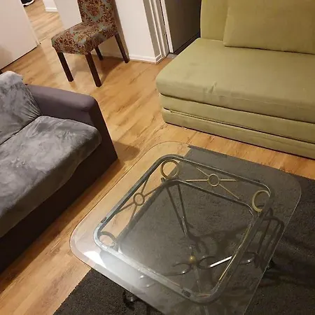 Entire Close To Apartment London