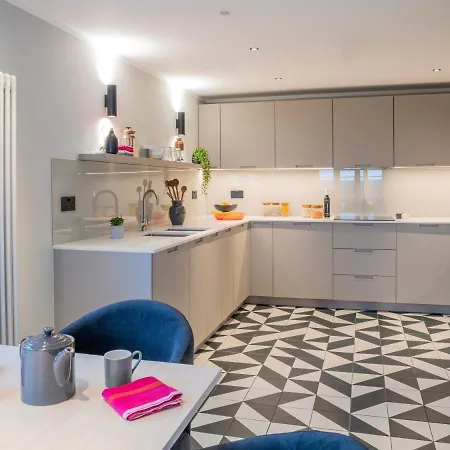 Apartment Stylish Studios, Southfields Station - Sk *
