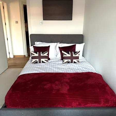 Deluxe Penthouse Riverside View 2 Bedroom Flat With Lift - Old Industrial Factory Warehouse * Londres