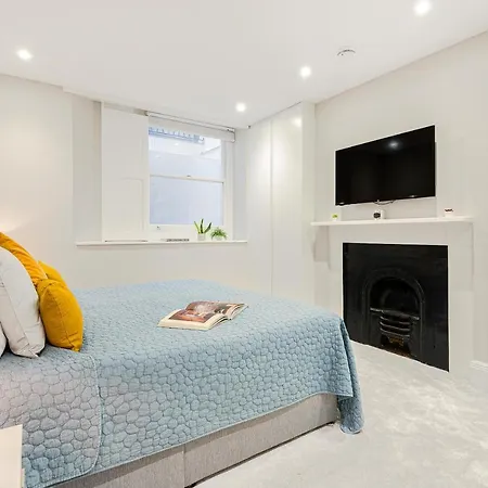 Arcore Premium Bloomsbury Apartment London