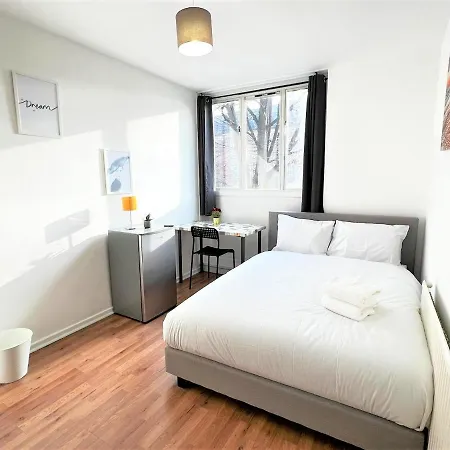 Guest house Stepney 17 Double Bedrooms London