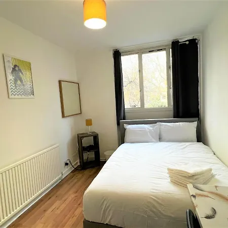 Guest house Stepney 17 Double Bedrooms London