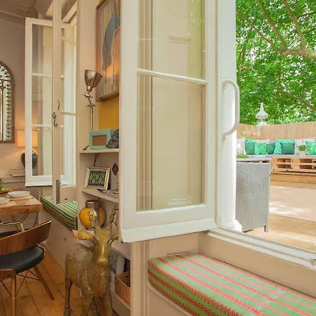 Tree House Celebrity In Notting Hill