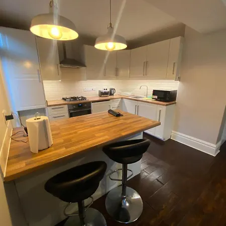Spacious 2-bed