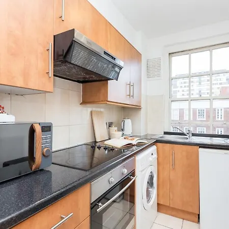 Apartment Marble Arch Serviced Apartments *