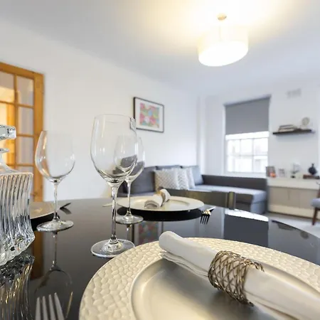 Marble Arch Serviced Apartments London