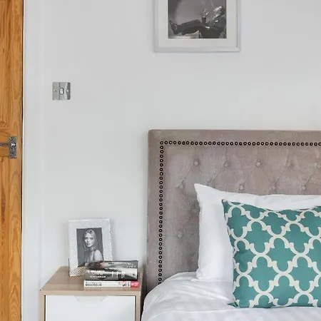 Marble Arch Serviced Apartments London