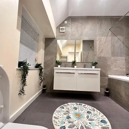 Apartment Marylebone 5-bedroom, 4 Baths Private Family London