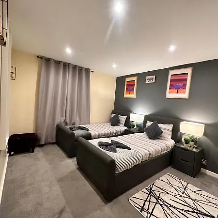 Marylebone 5-bedroom, 4 Baths Private Family *