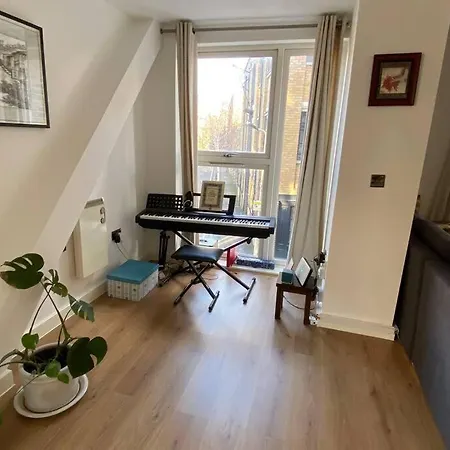 Bridge Flat - Perfect For Families Apartment *
