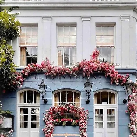 Chelsea Posh * London
