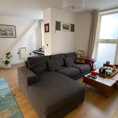 Apartment Bridge Flat - Perfect For Families