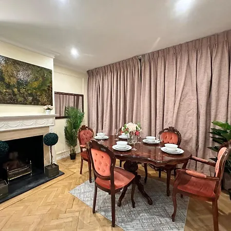 Marylebone 5-bedroom, 4 Baths Private Family