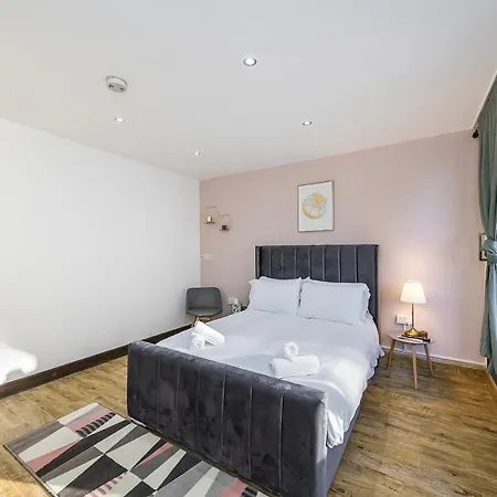 Edgware Hub Pensionat