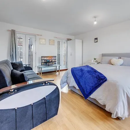Cozy 1 Bed/sleep 3/ Apartment London