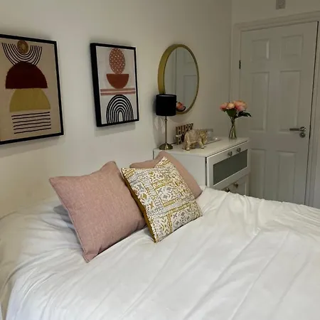Cozy Flat London
