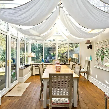 Holiday home Veeve - Cayenne Canopy