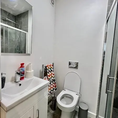 Dunamis Staycation 4 Croydon