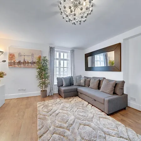Apartment Modern Deluxe 2 Bedroom In Canning Town Excel Centre London