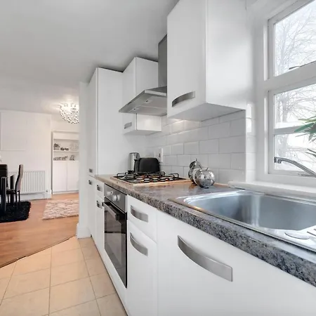 Modern Deluxe 2 Bedroom In Canning Town Excel Centre Apartment *