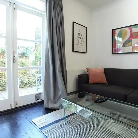 Walk To Notting Hill /paddington 1 B/r With Patio Apartment London