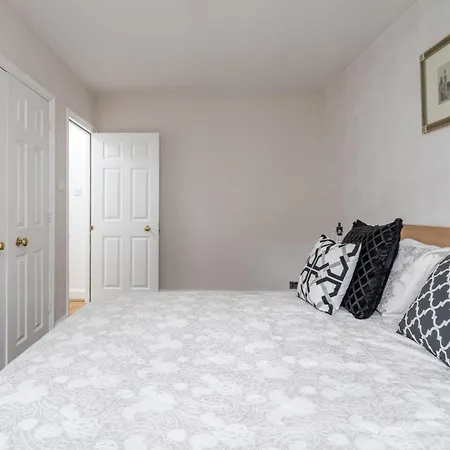 Altido Fantastic Flat Near Vauxhall Gardens London