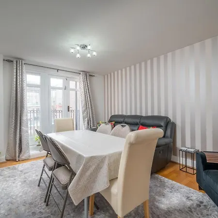Apartment Altido Fantastic Flat Near Vauxhall Gardens *