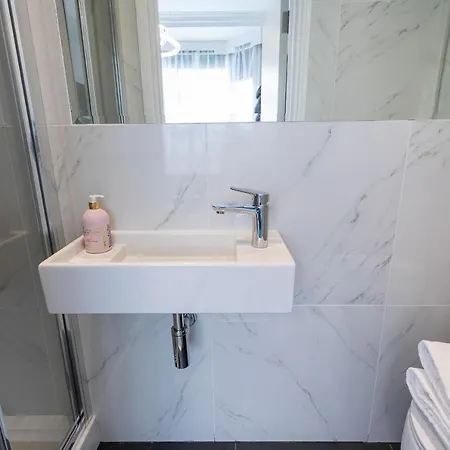 Apartmán Air Conditioned High St Kensington
