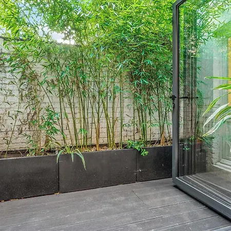 Luxury With 3 Bedrooms *